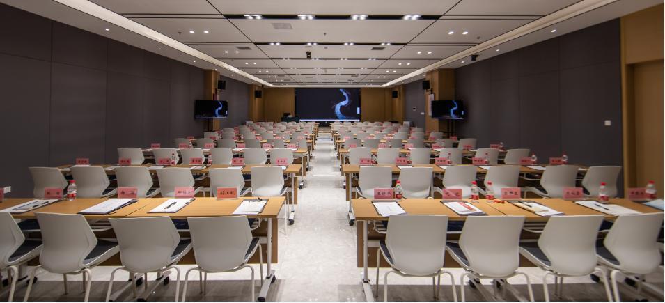 迎龙 多功能教室